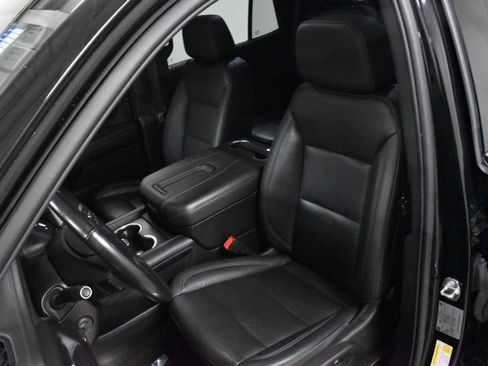 Certified 2021 Chevrolet Tahoe Z71 w/ Luxury Package image 13