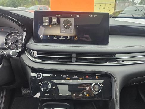 Used 2023 INFINITI QX60 Pure w/ Cargo Package image 27