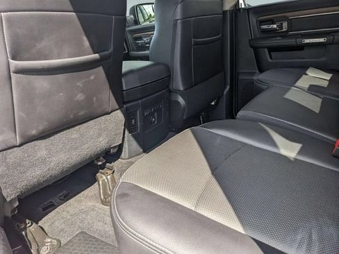Used 2017 RAM 1500 Laramie w/ Convenience Group AWD/4WD image 26
