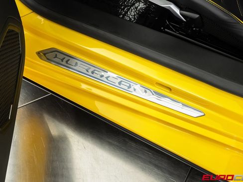 Used 2021 Lamborghini Huracan EVO RWD image 46