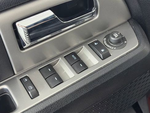 Used 2017 Ford Expedition XLT w/ Equipment Group 202A image 25