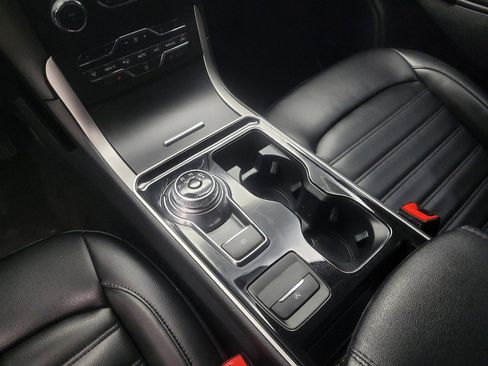 Used 2020 Ford Edge SEL AWD/4WD image 26