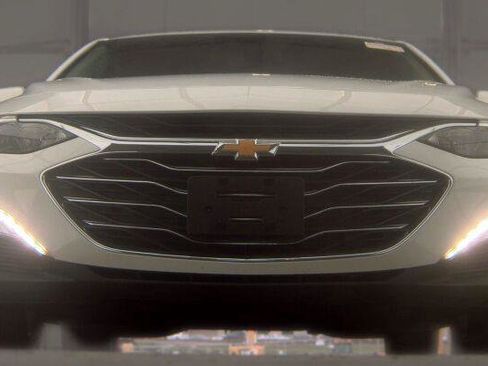 Used 2024 Chevrolet Malibu LT FWD image 7