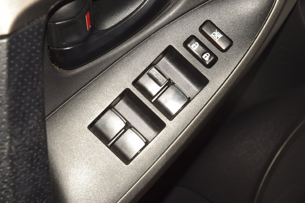 Used 2011 Toyota RAV4 2WD w/ Base L4 Extra Value Pkg image 40