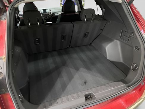 Used 2018 Chevrolet Equinox LT AWD/4WD image 17