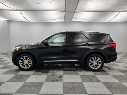 Used 2023 Ford Explorer Limited w/ Equipment Group 301A image 8