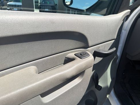 Used 2010 Chevrolet Silverado 1500 W/T AWD/4WD image 11