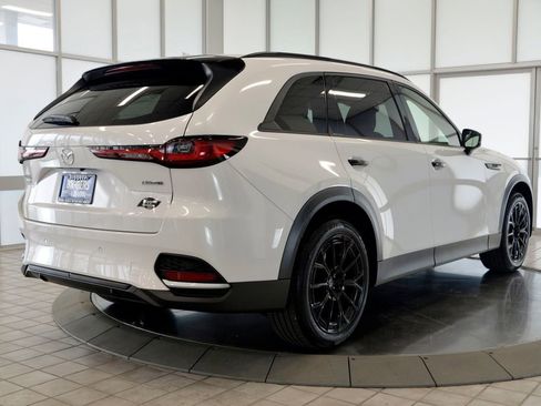 Certified 2025 MAZDA CX-70 3.3 Turbo w/ Premium Package AWD/4WD image 8