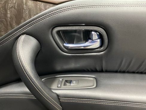 Certified 2023 Nissan Armada Platinum w/ Captain's Chairs Package AWD/4WD image 31