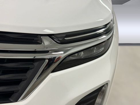Used 2022 Chevrolet Equinox LT AWD/4WD image 11