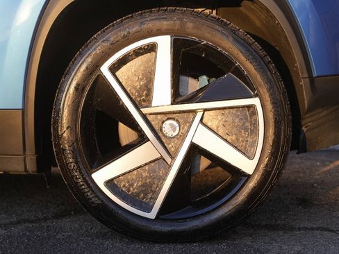 Used 2023 Fisker Ocean Extreme image 14