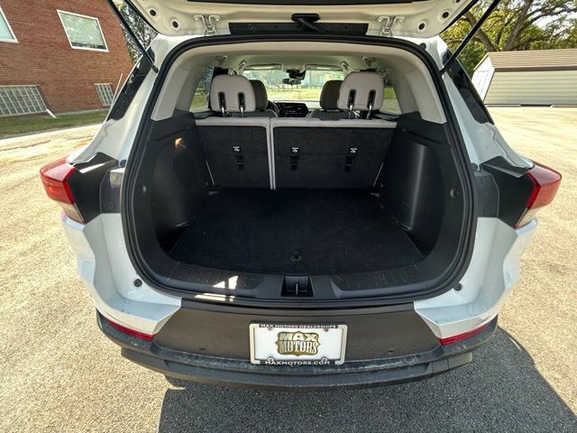 Used 2026 Chevrolet TrailBlazer LS w/ LS Convenience Package FWD image 8