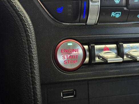 Used 2022 Ford Mustang GT Premium RWD image 23