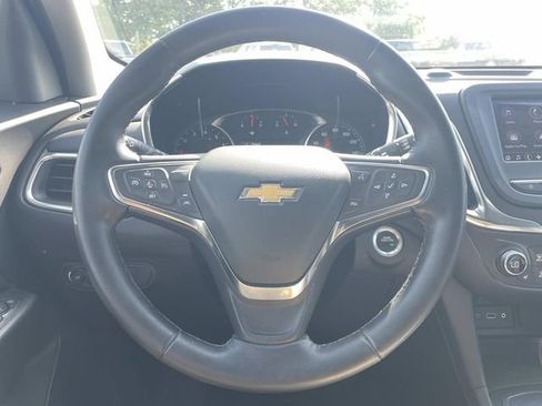 Used 2024 Chevrolet Equinox LT FWD image 23
