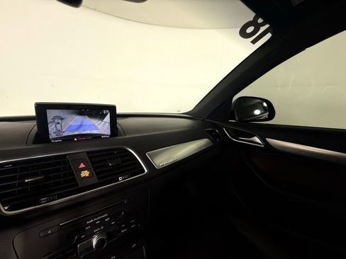 Used 2018 Audi Q3 2.0T Premium image 21