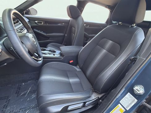 Used 2025 Honda Civic Sport image 14