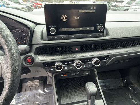 Used 2025 Honda CR-V EX image 30