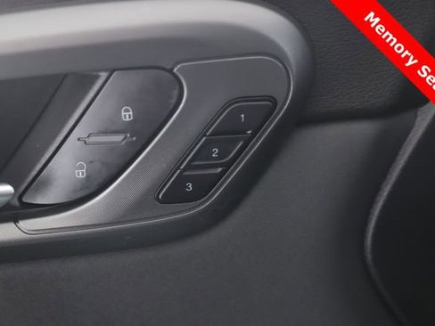 Used 2025 Dodge Hornet R/T image 19