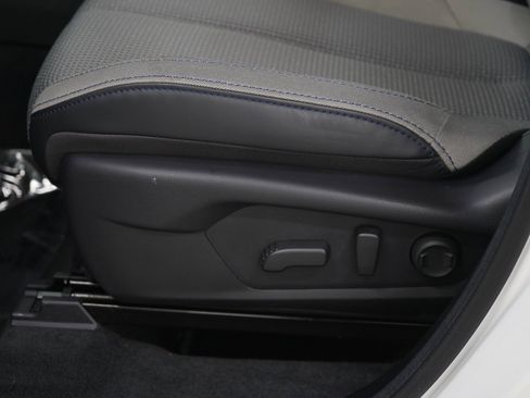 Certified 2026 Subaru Forester Premium AWD/4WD image 24