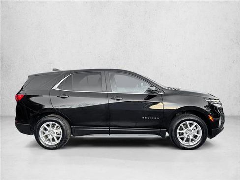 Used 2024 Chevrolet Equinox LT AWD/4WD image 4