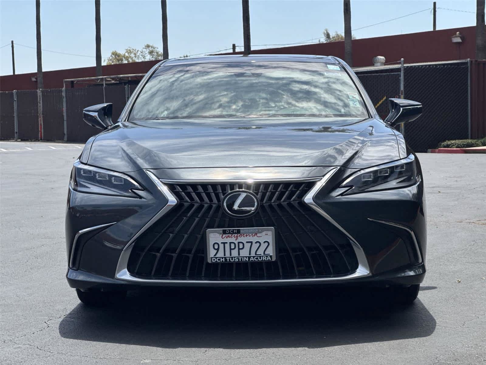 Used 2025 Lexus ES 300h w/ Accessory Package (Z1) FWD image 7