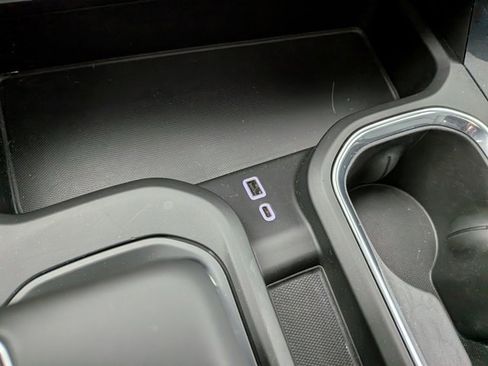 Used 2024 GMC Sierra 1500 Denali w/ Denali Reserve Package image 11