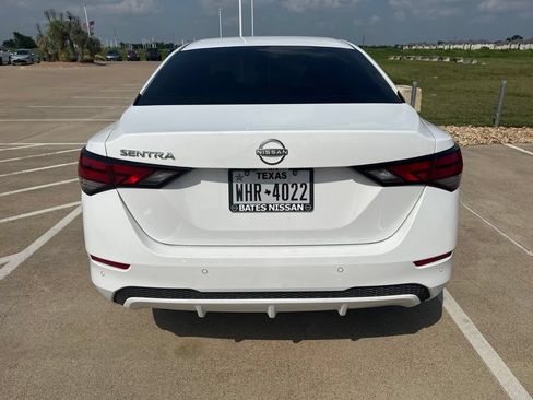 Used 2025 Nissan Sentra S FWD image 3
