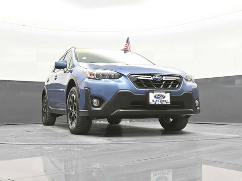 Used 2021 Subaru Crosstrek 2.0i Premium w/ Moonroof Package image 33