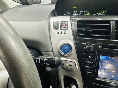 Used 2012 Toyota Prius V Five FWD image 18