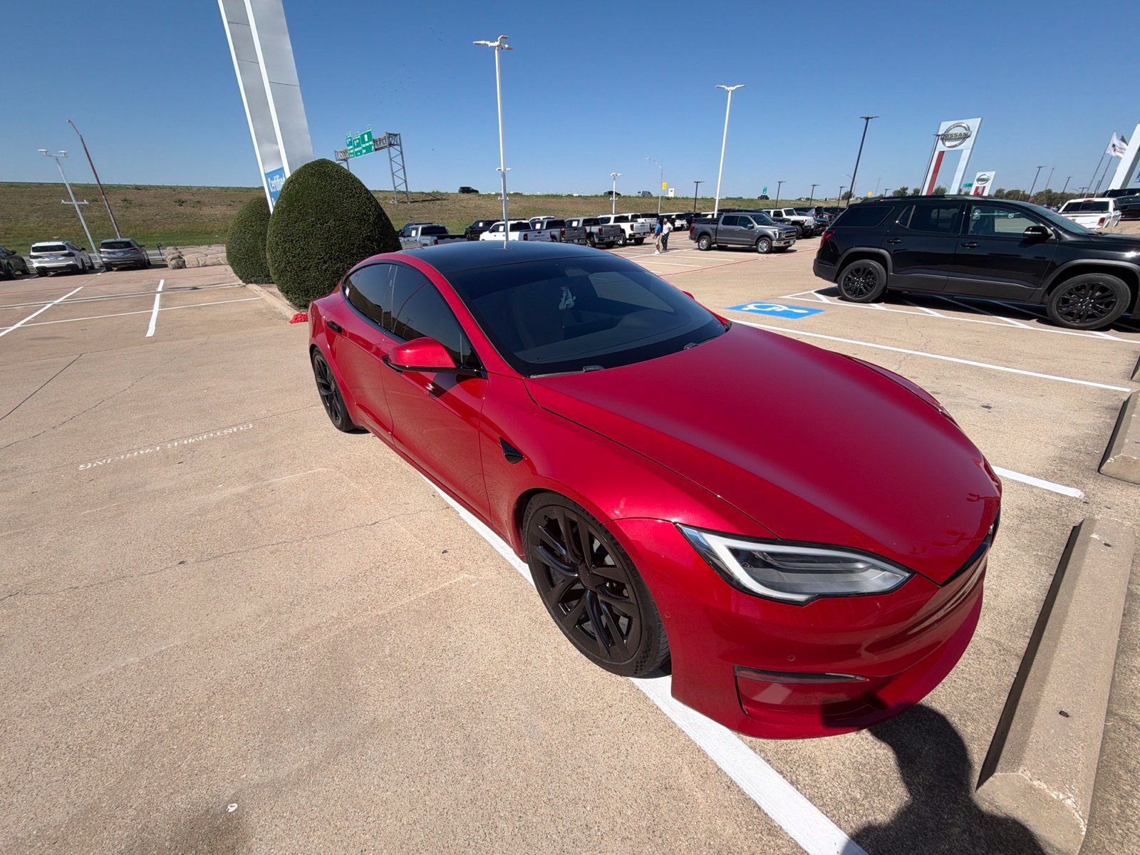 Used 2021 Tesla Model S Plaid AWD/4WD image 18