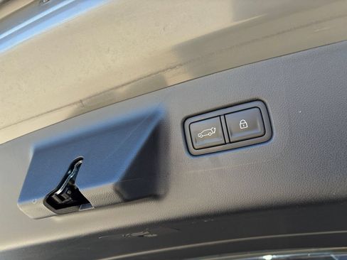 Used 2026 Hyundai Santa Fe SEL FWD image 22