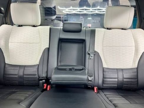 Used 2022 Toyota Tundra Capstone AWD/4WD image 23