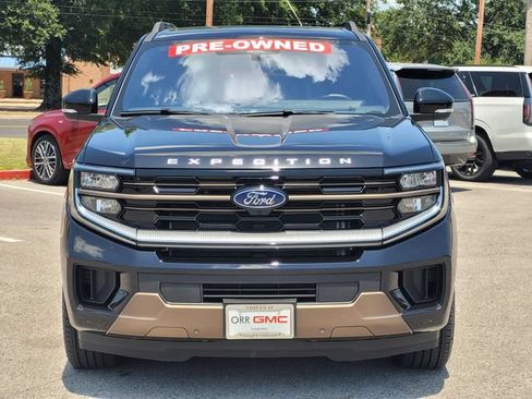 Used 2025 Ford Expedition King Ranch AWD/4WD image 3