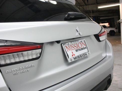 New 2026 Mitsubishi Outlander Sport ES image 4