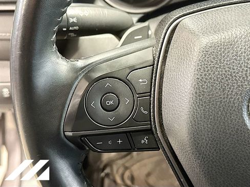 Used 2022 Toyota Camry SE w/ Convenience Package image 12