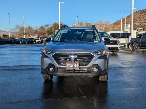 Used 2024 Subaru Outback Onyx Edition image 9