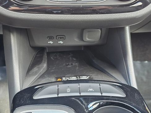 New 2026 Buick Envista Sport Touring w/ Convenience I Package FWD image 32
