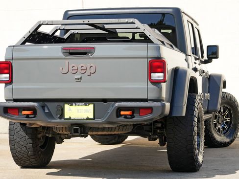 Used 2021 Jeep Gladiator Mojave AWD/4WD image 4