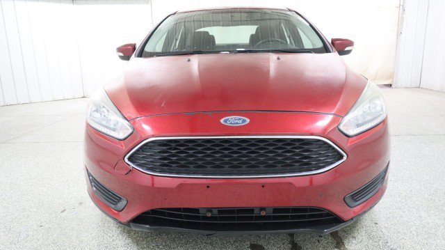 Used 2016 Ford Focus SE w/ SE Cold Weather Package FWD image 7