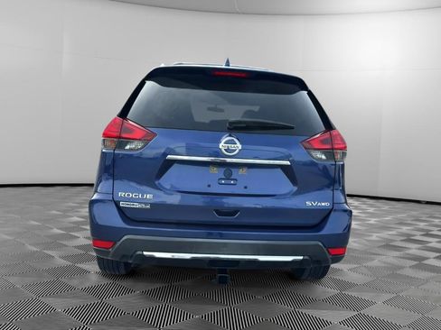 Used 2017 Nissan Rogue SV image 8