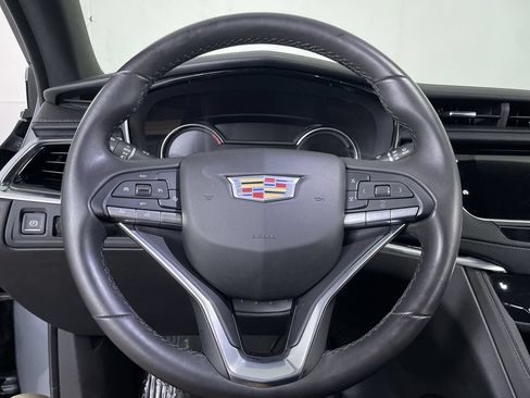 Used 2021 Cadillac XT6 Luxury AWD/4WD image 13