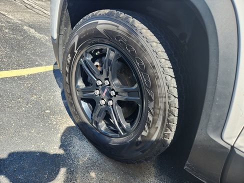 Used 2020 GMC Acadia AT4 w/ Driver Alert Package II image 23