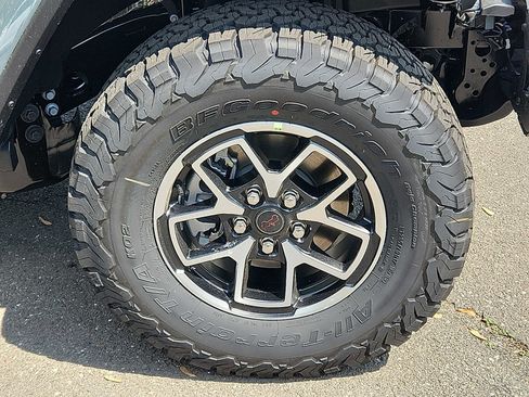 New 2026 Jeep Wrangler Unlimited Rubicon AWD/4WD image 5