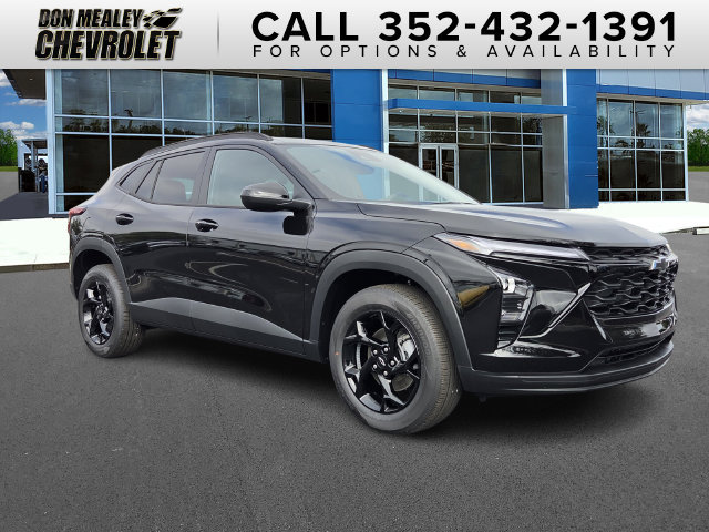 New 2026 Chevrolet Trax LT w/ Sunroof Package FWD image 1