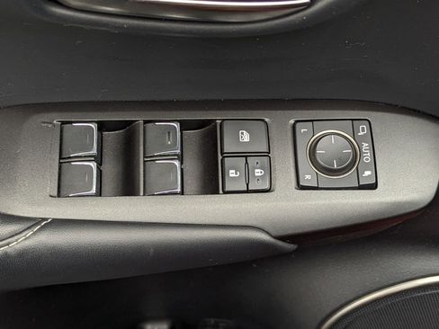 Used 2018 Lexus NX 300 FWD image 20