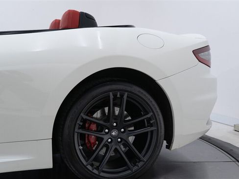 Used 2018 Maserati GranTurismo MC RWD image 30