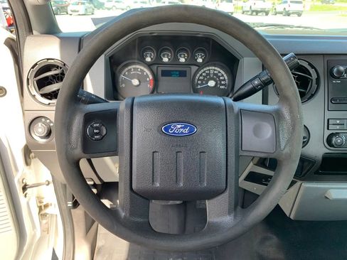Used 2012 Ford F250 XL image 11