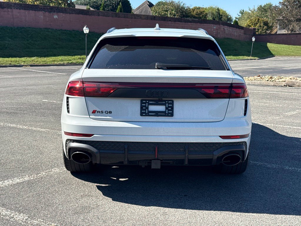 Used 2026 Audi RS Q8 performance AWD/4WD image 7