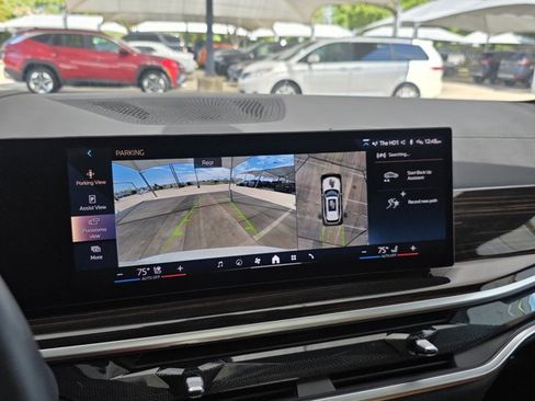 Used 2026 BMW X5 sDrive40i w/ Executive Package image 21