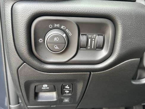 New 2026 RAM 1500 Big Horn AWD/4WD image 10